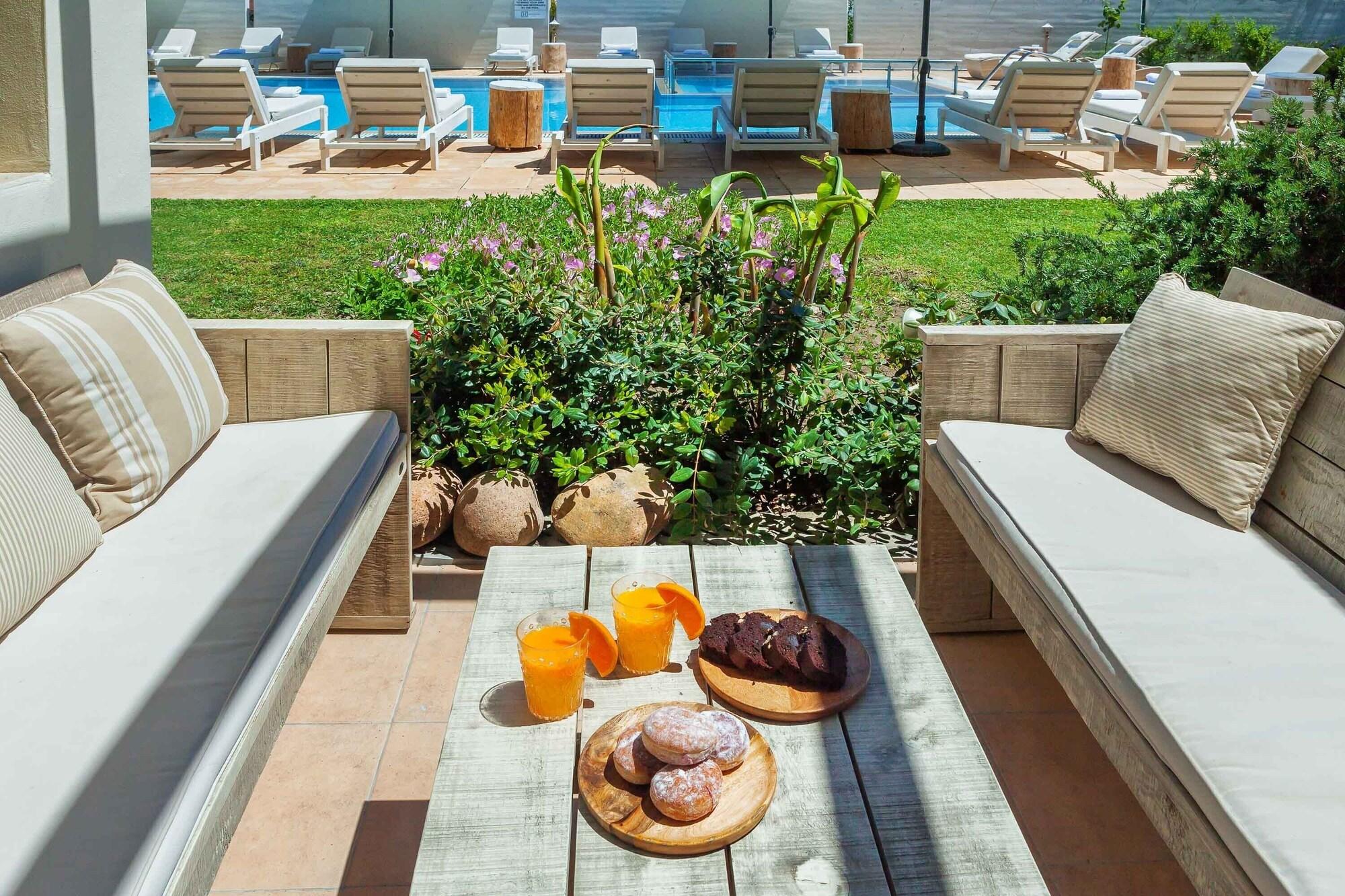 Hesperides Hotel Pefkochori Exterior photo